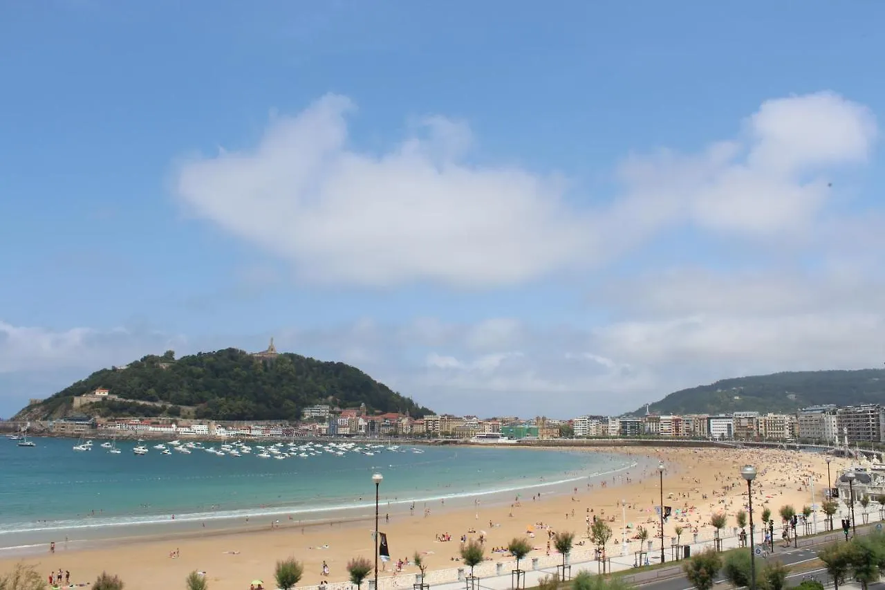 Seafront Luxury Studio - By Www,Sansebastianapartments,Es contacts